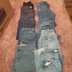 Lot of  10 womans skinny jeans